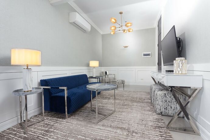 Imagen de la habitación del Hotel Stonehill Suites. Foto 14