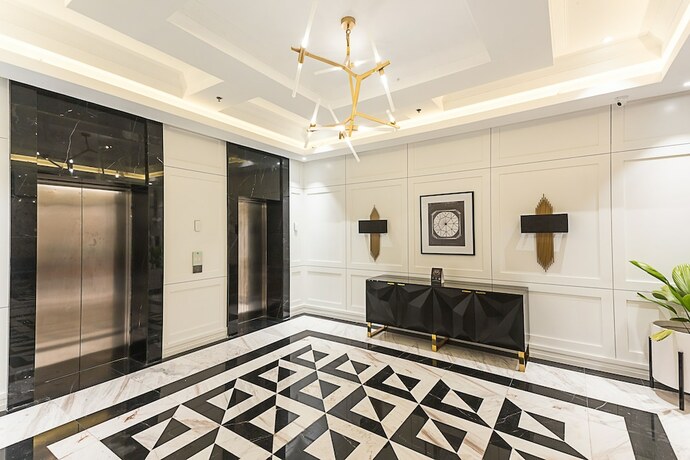 Imagen de los interiores del Hotel Stonehill Suites. Foto 39