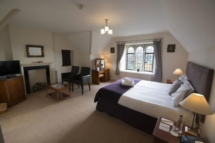 Imagen de la habitación del Hotel Stonehouse Court. Foto 3