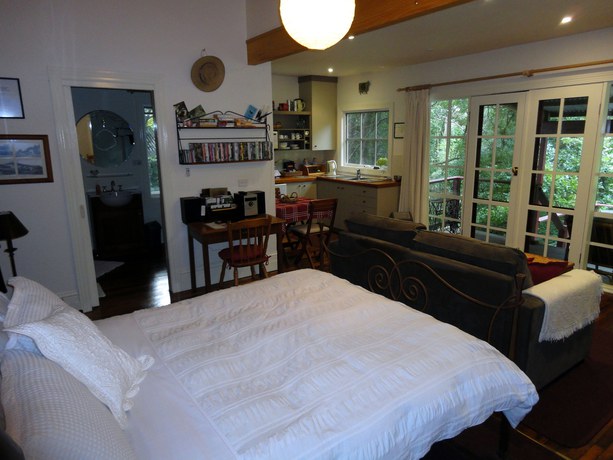 Imagen de la habitación del Hotel Stones Throw Cottage Bed and Breakfast. Foto 4