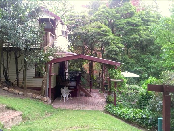 Imagen general del Hotel Stones Throw Cottage Bed and Breakfast. Foto 1