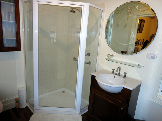 Imagen de la habitación del Hotel Stones Throw Cottage Bed and Breakfast. Foto 7