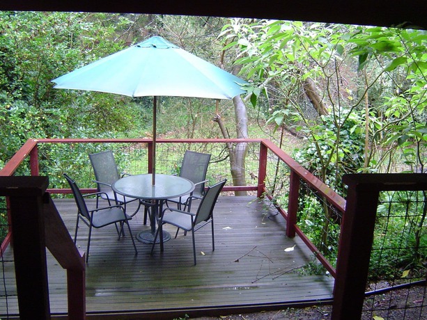 Imagen de los exteriores del Hotel Stones Throw Cottage Bed and Breakfast. Foto 13