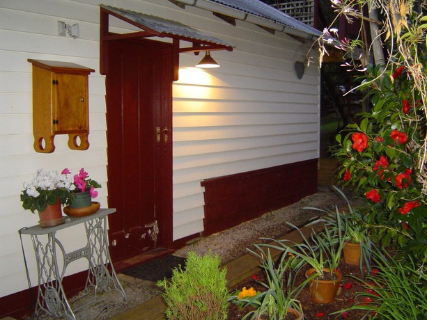 Imagen general del Hotel Stones Throw Cottage Bed and Breakfast. Foto 3