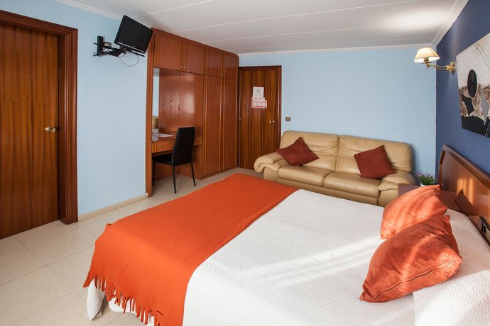 Imagen de la habitación del Hotel Stop, Bellpuig. Foto 11