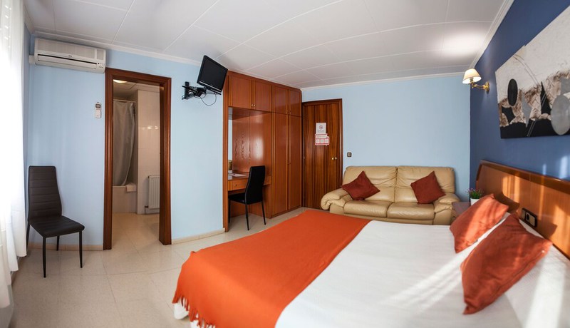 Imagen de la habitación del Hotel Stop, Bellpuig. Foto 19