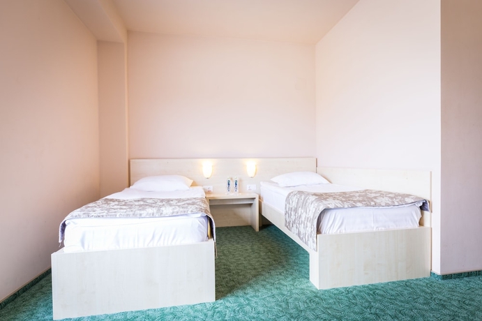 Imagen de la habitación del Hotel Stop, Brasov. Foto 6