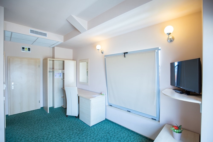 Imagen de la habitación del Hotel Stop, Brasov. Foto 11