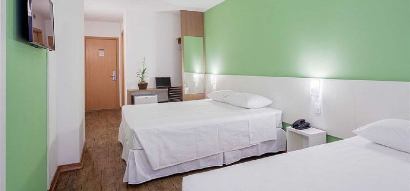 Imagen de los interiores del Hotel Stop Inn Antonio Carlos. Foto 16