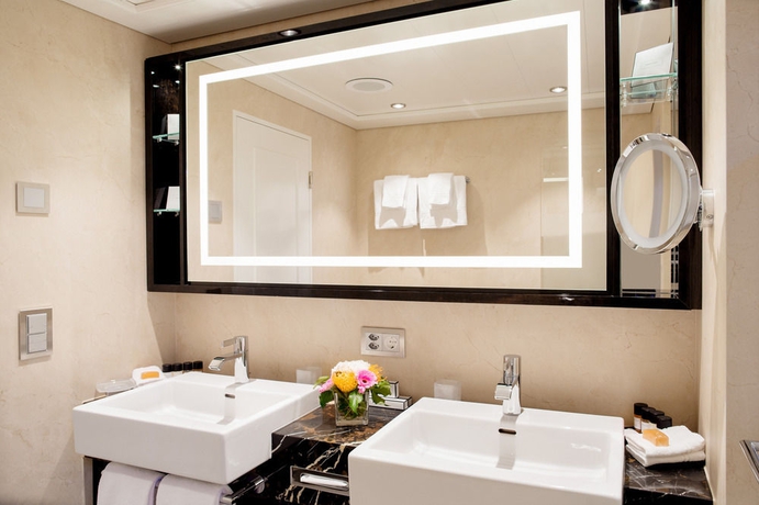 Imagen de la habitación del Hotel Storchen Zurich. Foto 6