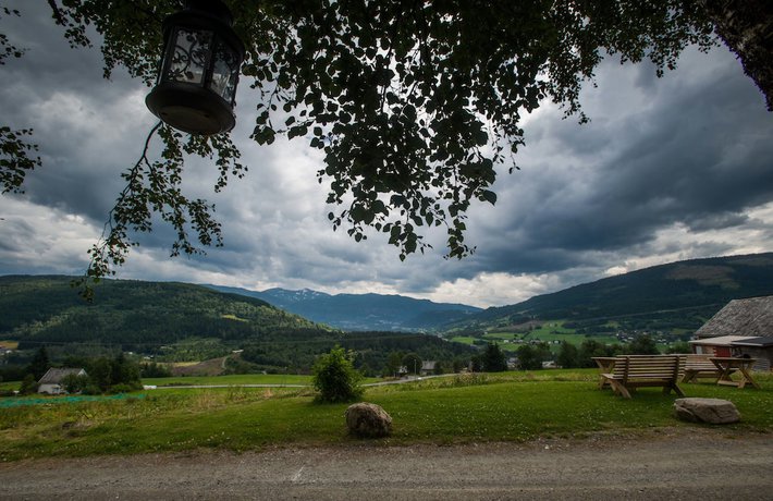 Imagen de los exteriores del Hotel Store Ringheiml og Restaurant. Foto 12