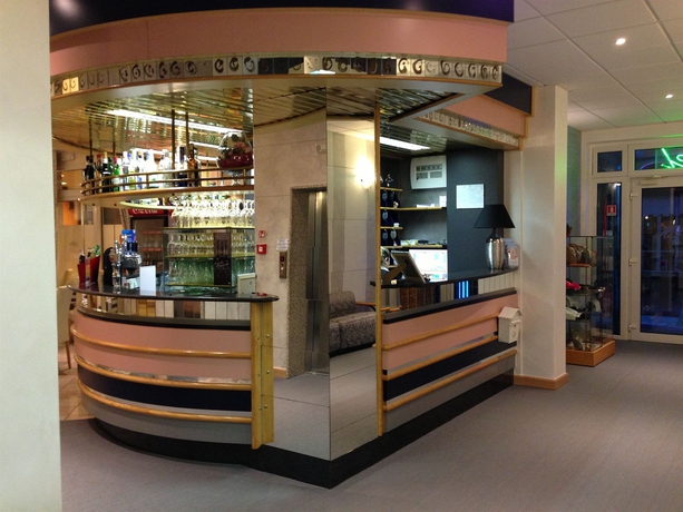 Imagen de los interiores del Hotel Storione. Foto 11