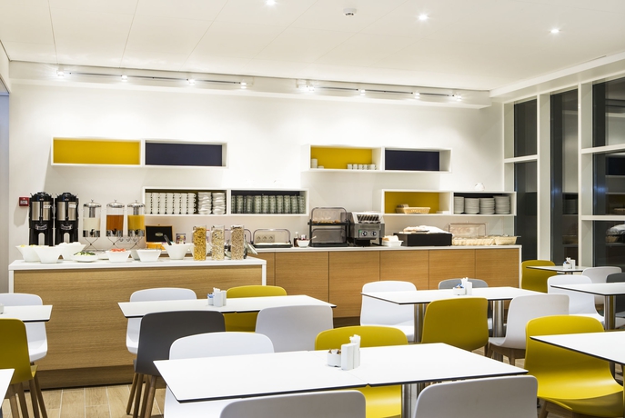 Imagen del bar/restaurante del Hotel Storm Hotel By Keahotels. Foto 12