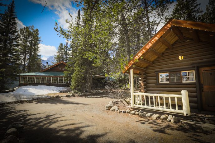 Imagen de la habitación del Hotel Storm Mountain Lodge Cabins and Dining. Foto 4