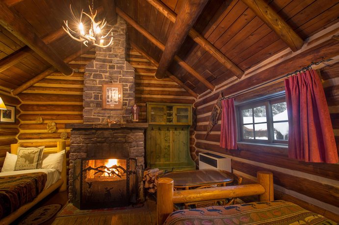 Imagen de la habitación del Hotel Storm Mountain Lodge Cabins and Dining. Foto 8