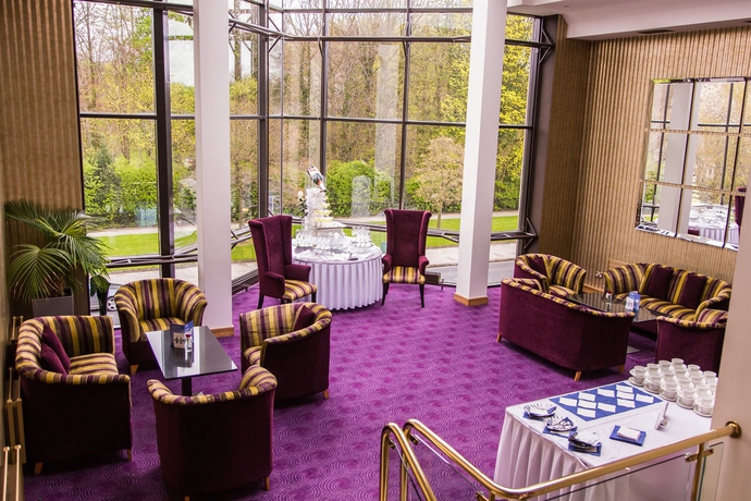 Imagen de los interiores del Hotel Stormont. Foto 10