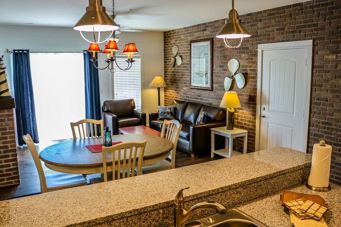 Imagen de la habitación del Hotel Stormy Point Village Lakeside. Foto 17