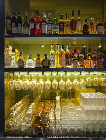 Imagen del bar/restaurante del Hotel Story Stockholm North, in JdV by Hyatt. Foto 2