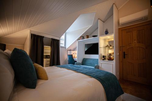 Imagen de la habitación del Hotel Storytellers Palace. Foto 15