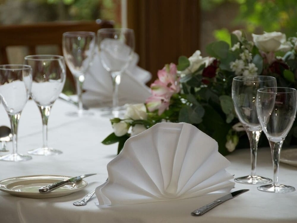 Imagen del bar/restaurante del Hotel Stower Grange. Foto 3