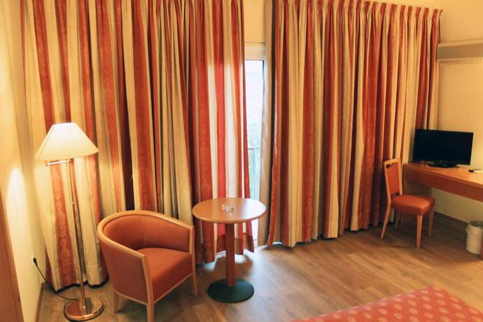 Imagen general del Hotel Strada Marina. Foto 9