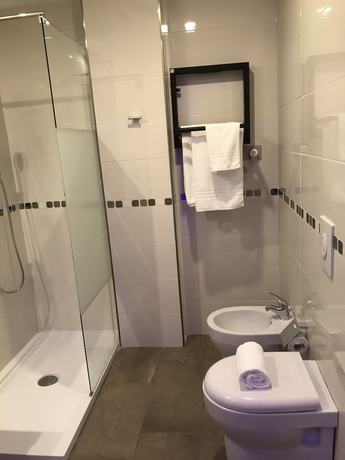 Imagen de la habitación del Hotel Stradivari. Foto 4