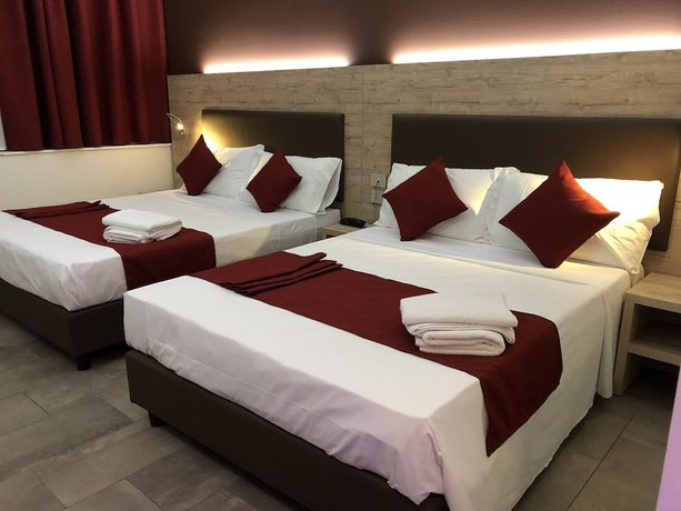 Imagen de la habitación del Hotel Stradivari. Foto 9