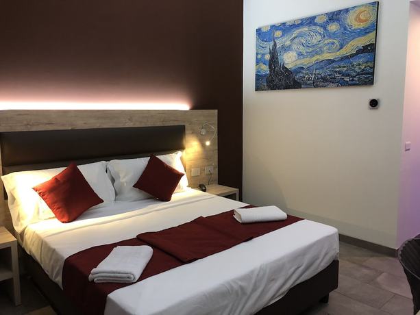 Imagen de la habitación del Hotel Stradivari. Foto 13