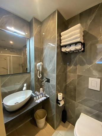 Imagen de la habitación del Hotel Stradivari. Foto 10