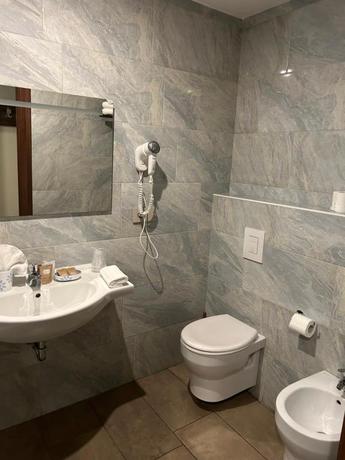 Imagen de la habitación del Hotel Stradivari. Foto 11