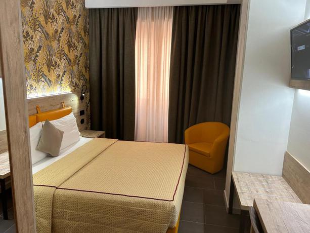Imagen de la habitación del Hotel Stradivari. Foto 15