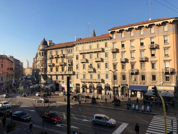 Imagen de los exteriores del Hotel Stradivari. Foto 17