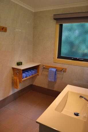 Imagen general del Hotel Strahan Bungalows. Foto 12