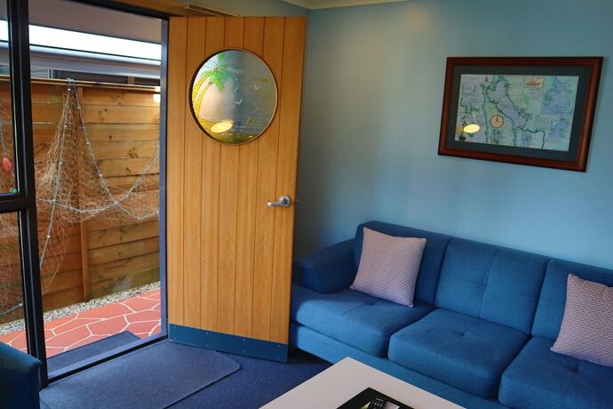 Imagen de la habitación del Hotel Strahan Bungalows. Foto 25