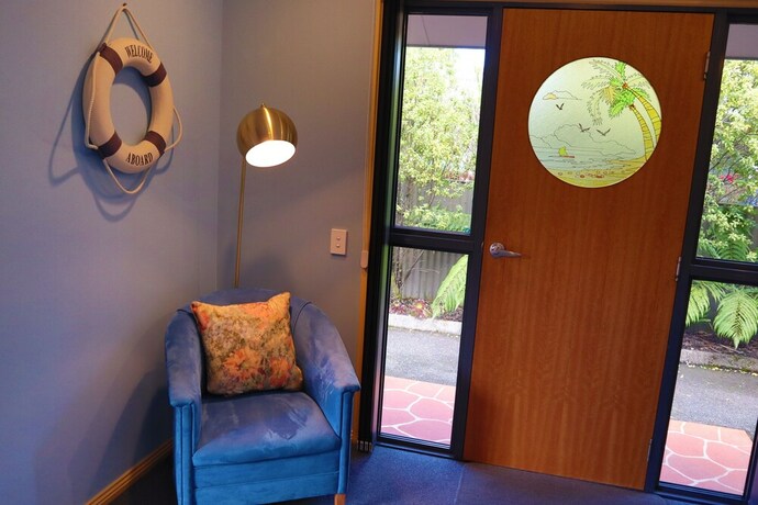 Imagen de los interiores del Hotel Strahan Bungalows. Foto 29
