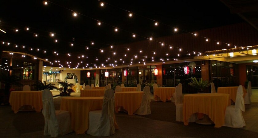 Imagen del bar/restaurante del Hotel Straits View. Foto 19