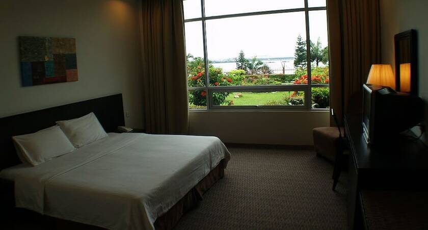 Imagen de la habitación del Hotel Straits View. Foto 24