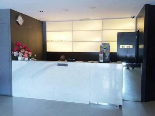 Imagen de los interiores del Hotel Straits View. Foto 35