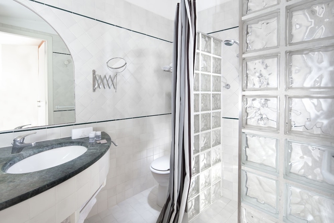 Imagen de la habitación del Hotel Strand, Bellaria-Igea Marina. Foto 7