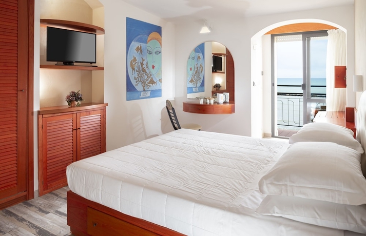 Imagen de la habitación del Hotel Strand, Bellaria-Igea Marina. Foto 11