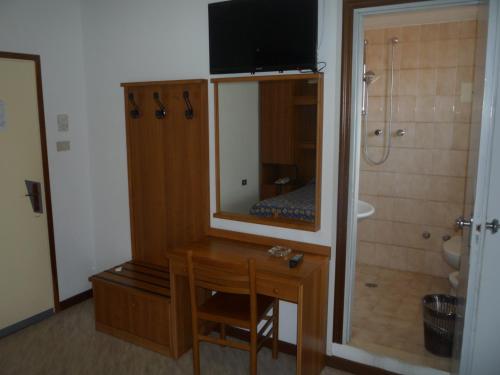 Imagen de la habitación del Hotel Strand Fronte Mare. Foto 6