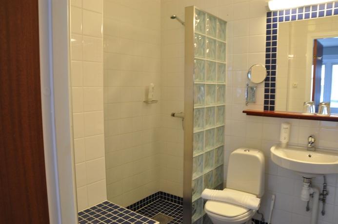 Imagen de la habitación del Hotel Strand l, VANERSBORG. Foto 7