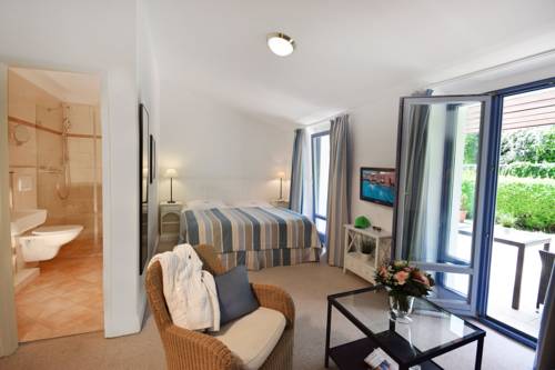 Imagen de la habitación del Hotel Strandgr&uuml;n Golf- and Spa Resort. Foto 9