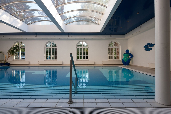 Imagen de la piscina del Hotel Strandhotel Ahlbeck. Foto 15