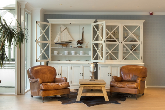 Imagen de los interiores del Hotel Strandhotel Ahlbeck. Foto 13