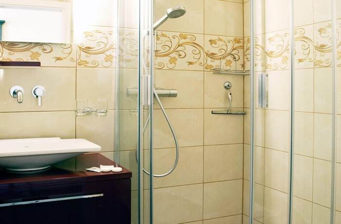 Imagen de la habitación del Hotel Strandhotel Buckow. Foto 10
