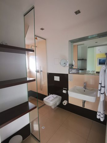 Imagen de la habitación del Hotel Strandhotel Dranske. Foto 6