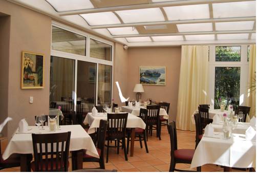 Imagen de la habitación del Hotel Strandhotel Eldena. Foto 2