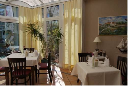 Imagen de la habitación del Hotel Strandhotel Eldena. Foto 6