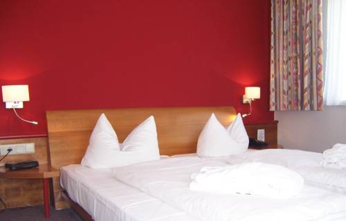 Imagen de la habitación del Hotel Strandhotel Eldena. Foto 13